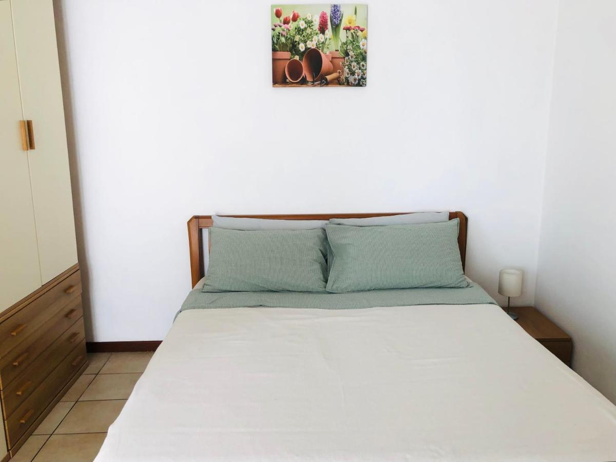 Appartamento Casa Nonna Elide 2 Besozzo Esterno foto