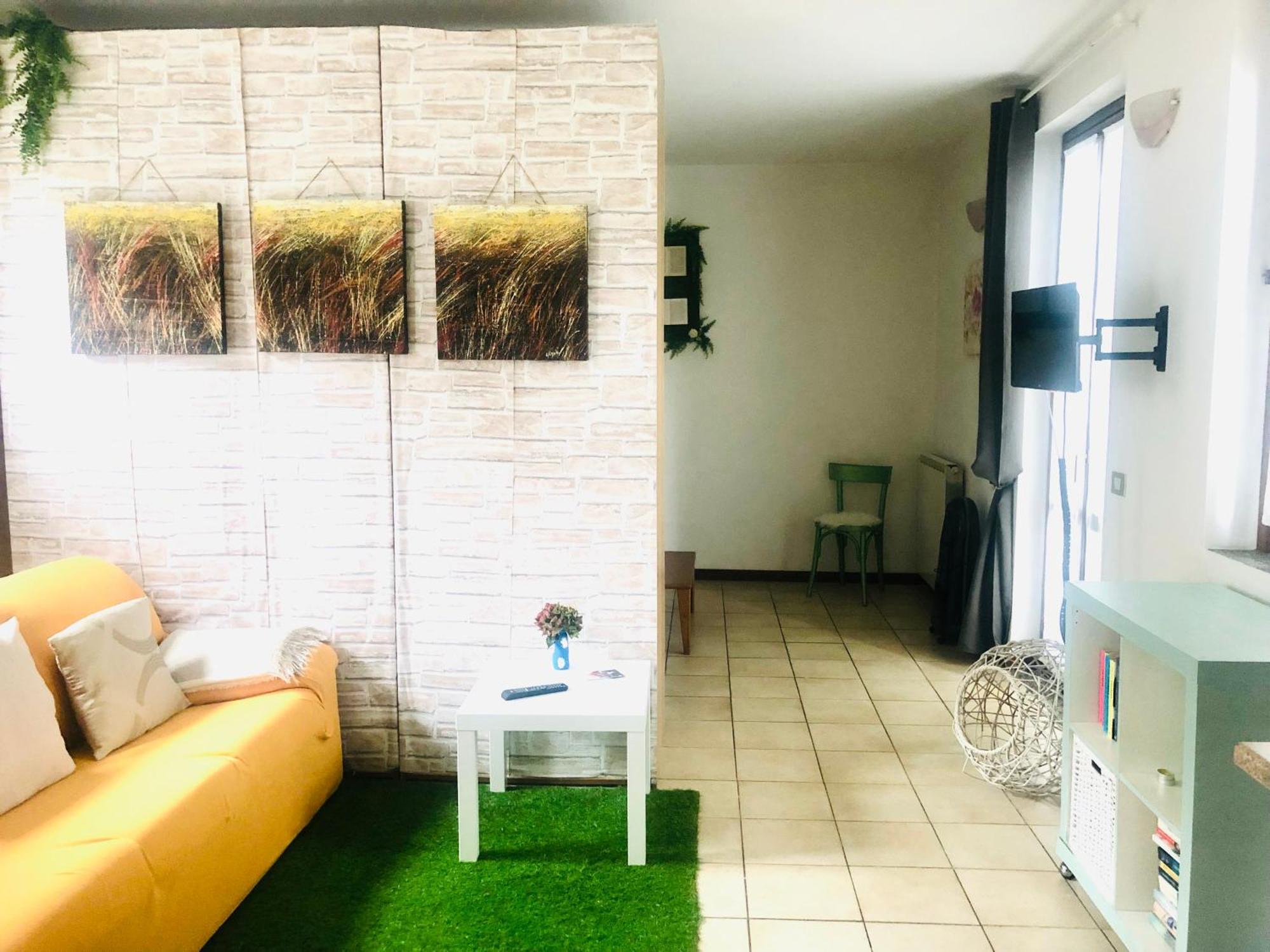 Appartamento Casa Nonna Elide 2 Besozzo Esterno foto